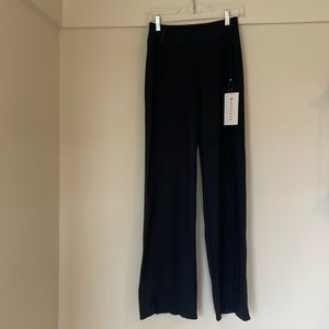 NWT- Athleta (Size 2) Travel-Friendly Navy Blue “Cosmic Pant”